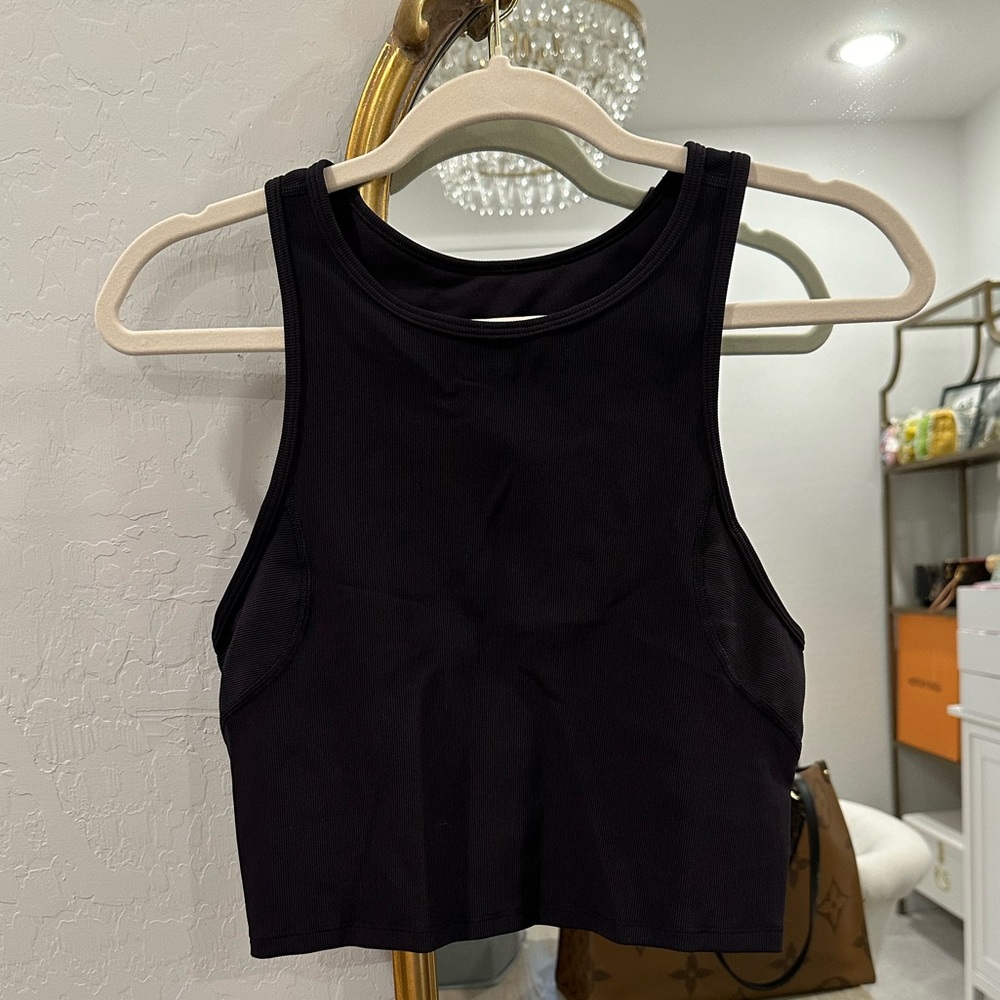 Lululemon Ribbed Contoured Racerback Cropped Yoga Tank Top
